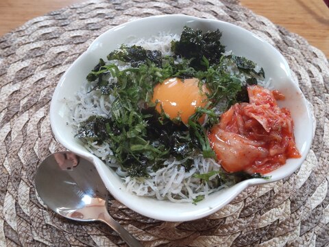 手抜きで美味しいしらす丼